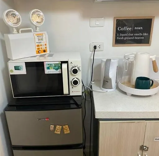 Minimalist With Luxury Bed Good For 1-4pax High Speed Wifi With Netflix Free Pool & Parking Apartment