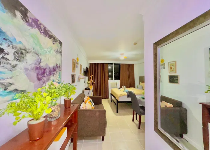 Minimalist With Luxury Bed Good For 1-4pax High Speed Wifi With Netflix Free Pool & Parking Suba Basbas