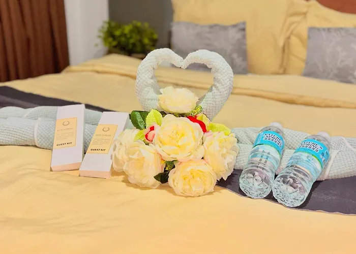 Minimalist With Luxury Bed Good For 1-4pax High Speed Wifi With Netflix Free Pool & Parking *